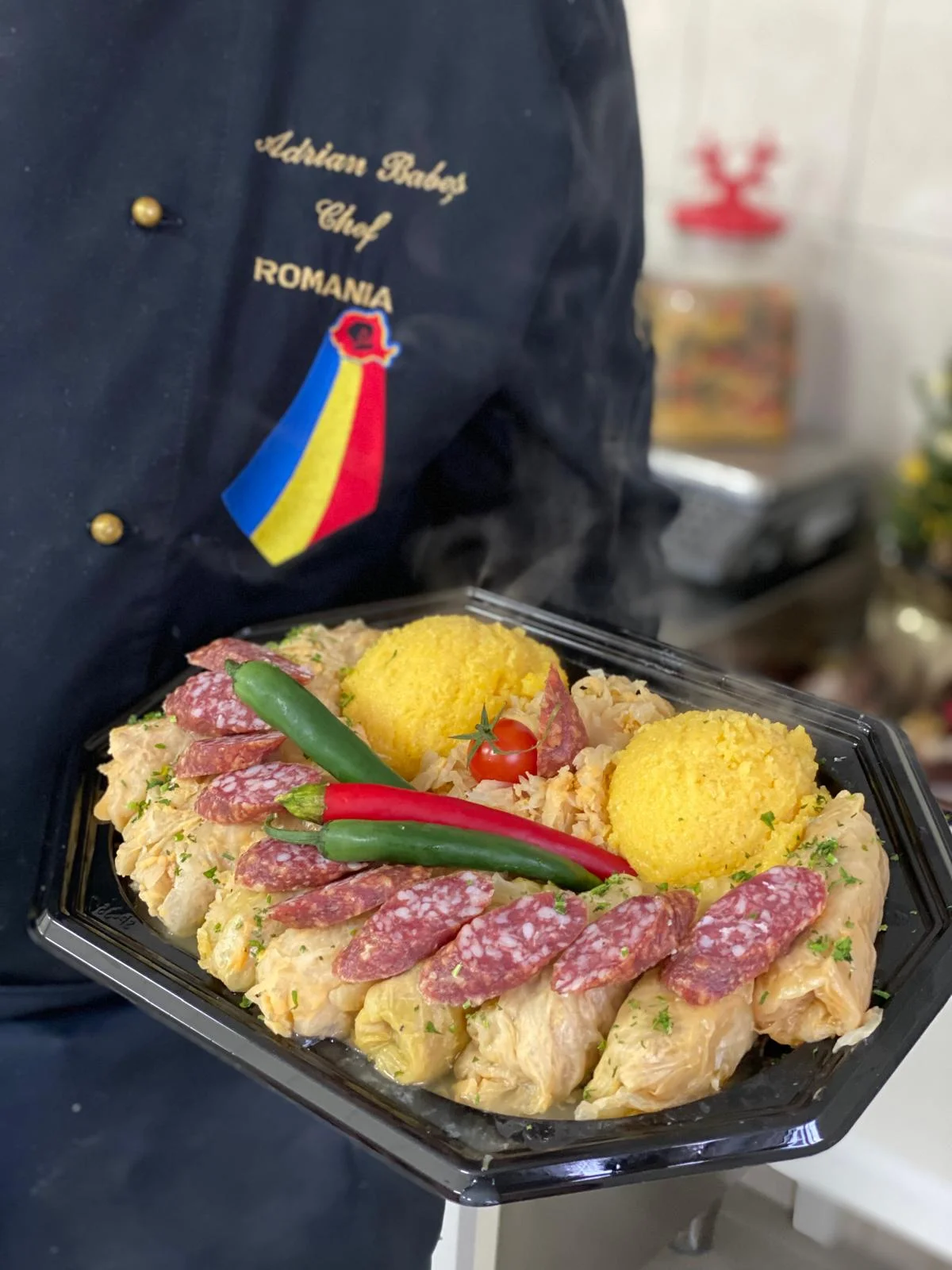 Chef Adi cu sarmale tradiționale